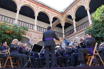 'Las cigarreras' y  'La Encarnacin' ofrecen en el Claustro de la Facultad de Derecho un Concierto Extraordinario de Semana Santa 2008