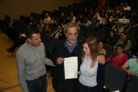 El Defensor del Pueblo Andaluz  recibe el informe elaborado por los estudiantes de Derecho que han trabajado en el Laboratorio sobre Desahucios
