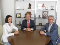 La nueva directora general de Rabanales 21 se rene con el presidente de los empresarios