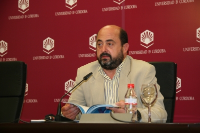 Manuel Torres presenta la memoria de actividades de la Ctedra Unesco