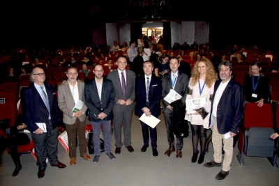 Autoridades asistentes al acto inaugural del congreso sobre Educación Bilingüe que se celebra en Córdoba