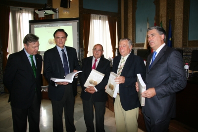 De izquierda a derecha, Juan Jos Primo Jurado, Jos Carlos Gmez, Joaqun Criado, Jos Cosano y Fernando Lpez Mora