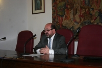 Manuel Torres , durante su intervención