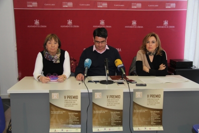 De izquierda a derecha, Mercedes Osuna, Pedro Garca y Rosario Mrida.