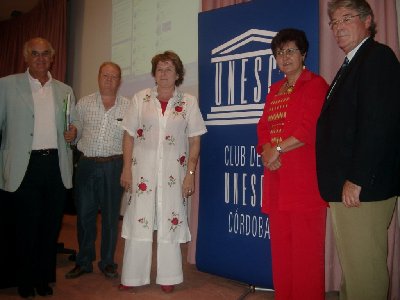 La Asamblea del Club Unesco de Crdoba aprueba sus Estatutos, establece cuotas y crea varias comisiones de trabajo