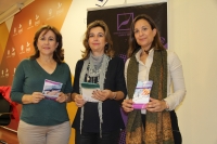 De izquierda a derecha, María Rosal, Rosario Mérida y  Ana María Guijarro