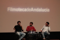 De izquierda a derecha, Enrique Fernández Borja, Antonio Sarsa y Juan Jesús Salamanca, durante el coloquio posterior a la exhibición de la película