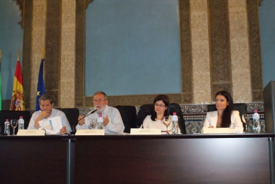 Pedro Montero, Rafael Ayuso, Rosa Aparicio y Marisol Chacn durante la celebracin de la asamblea