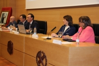 De izquierda a derecha, Pedro Ruiz, Eulalio Fernández, José Carlos Gómez Villamandos, Mª Ángeles Jordano y Ana María Padilla durante el acto de apertura