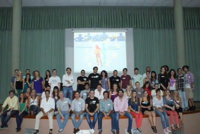 Foto de familia de los participantes en UCOTAMDEM