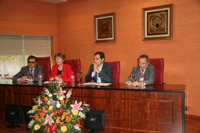De izq. a dcha: Luis Rodrguez, Julia Angulo, Jose Antonio Nieto y Francisco Villamandos
