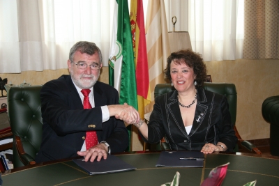 El rector, Jos Manuel Roldn y la presidenta del Instituto Municipal de Artes Escnicas 