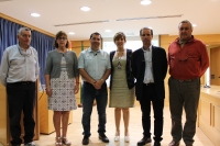 Organizadores del ciclo de conferencias con motivo del Año Internacional de Suelos junto al ponente, Alberto Inda, tercero por la izqueirda