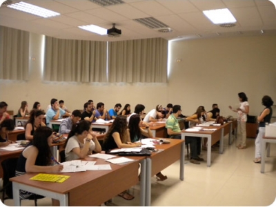 Reunión de estudiantes Erasmus en el Rectorado