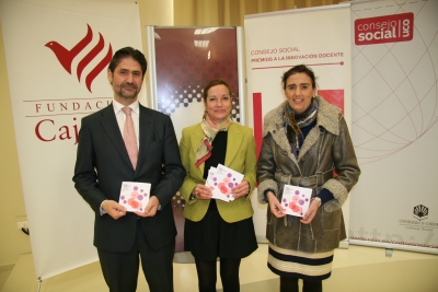 DE izq. a dcha. Angel Caadillas,Anabel Carrillo y Maria Teresa Snchez