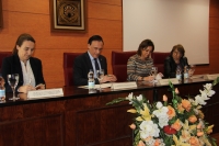 De izquierda a derecha, Carmen Tabernero, José Carlos Gómez Villamandos, Isabel Ambrosio y Mercedes Osuna, ayer en la Facultad de Educación