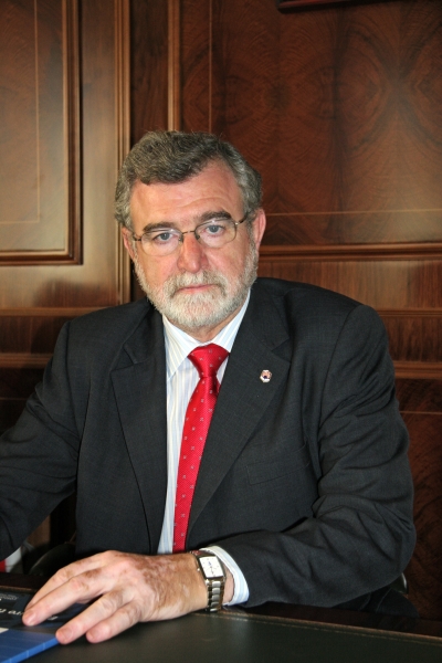 El rector, Jos Manuel Roldn Nogueras
